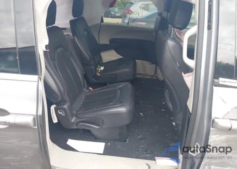 2019 Chrysler Pacifica Touring L из США, поврежденный, VIN 2C4RC1BG0KR561600